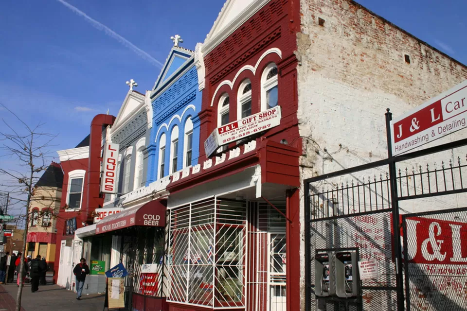 Shaw, D.C.